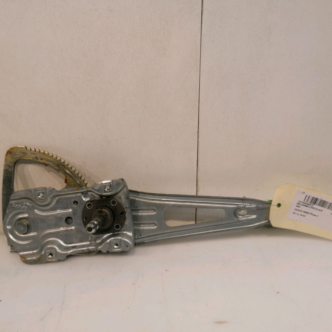 Mecanisme leve-glace arrière gauche occasion TOYOTA YARIS II Phase 2 01-2009->05-2011 698400D120 1