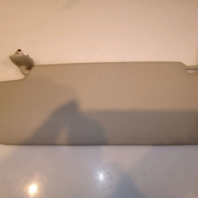 Pare-soleil droit occasion VOLKSWAGEN POLO V POLO V Phase 1 2009-09-01->2014-05-31 1.2 60ch 6R0857552AL2F4 2