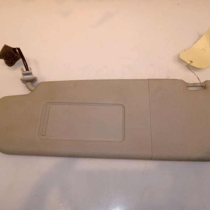 Pare-soleil droit occasion VOLKSWAGEN POLO V POLO V Phase 1 2009-09-01->2014-05-31 1.2 TDI 75ch 6R0857552AL2F4 1