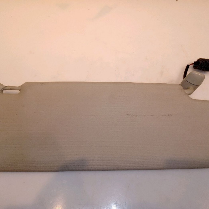 Pare-soleil droit occasion VOLKSWAGEN POLO V POLO V Phase 1 2009-09-01->2014-05-31 1.2 TDI 75ch 6R0857552AL2F4 2