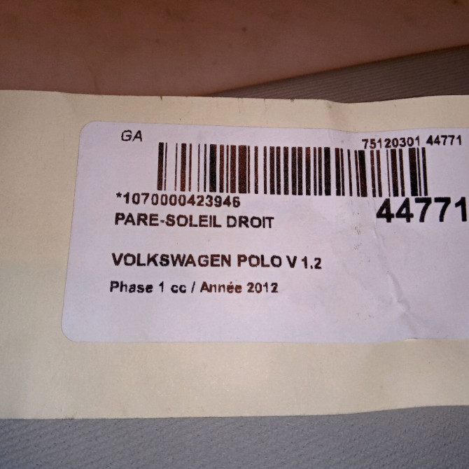 Pare-soleil droit occasion VOLKSWAGEN POLO V POLO V Phase 1 2009-09-01->2014-05-31 1.2 TDI 75ch 6R0857552AL2F4 4