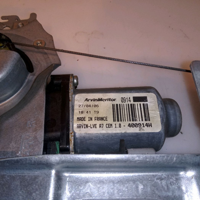 Mecanisme + moteur lève-glace avant droit occasion PEUGEOT 207 Phase 1 04-2006->06-2013 1.6 HDI 16v 90ch 9222FR 3