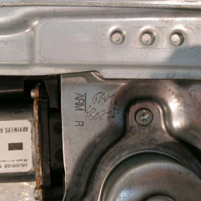 Mecanisme + moteur lève-glace avant droit occasion PEUGEOT 207 Phase 1 04-2006->06-2013 1.6 HDI 16v 90ch 9222FR 7