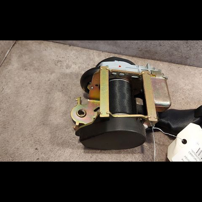 Ceinture avant droite occasion PEUGEOT 207 Phase 1 04-2006->06-2013 1.4i 16v 90ch 8975AZ 2