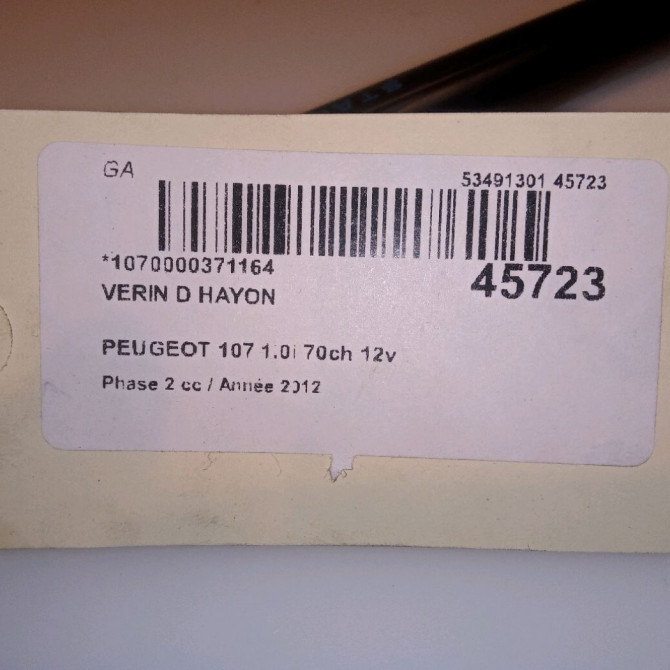 Verin droit hayon occasion PEUGEOT 107 Phase 2 01-2009->01-2012 1.0i 70ch 12v 3