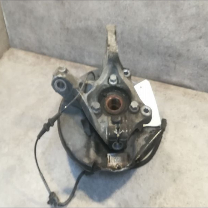 Moyeu avg occasion OPEL ASTRA IV Phase 1 01-2010->06-2012 13583479 2