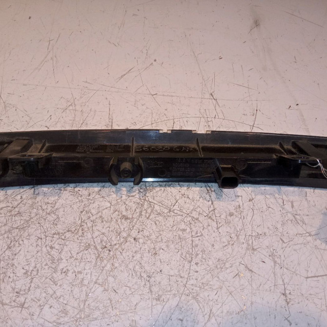 Feux stop supplementaire occasion RENAULT ESPACE V Phase 1 02-2015->... 1.6 DCI 160ch 265904593R 2