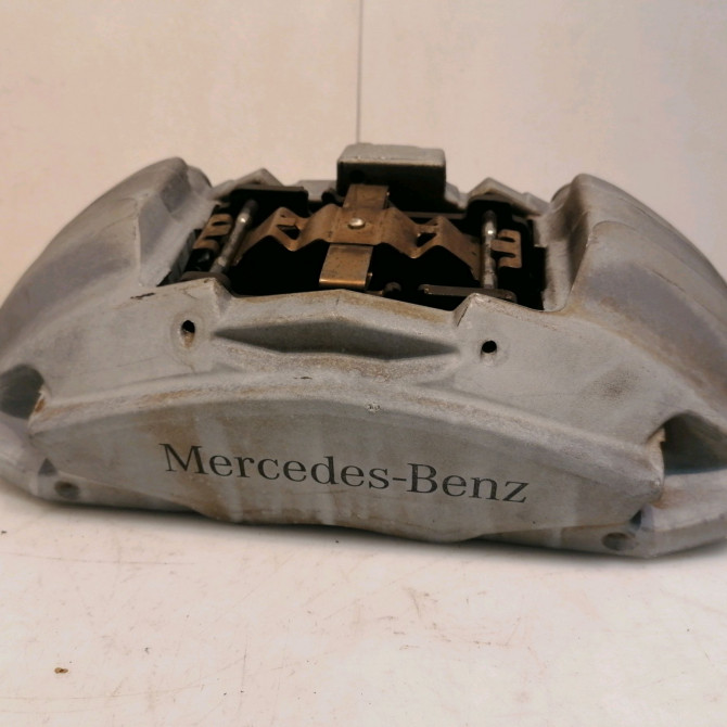 Etrier de frein avant gauche occasion MERCEDES CLASSE E V Phase 1 02-2016->... 114219798 1