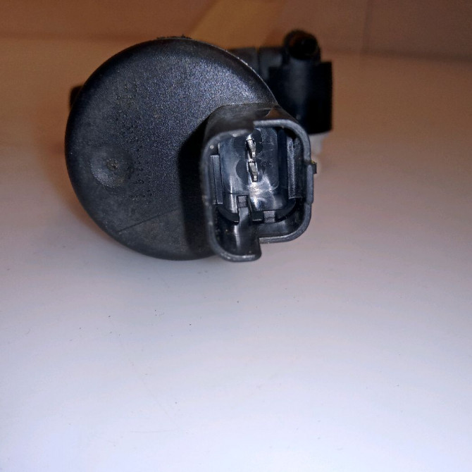 Pompe lave-glace avant occasion RENAULT LAGUNA III Phase 2 11-2010->03-2013 2.0 DCI 16v 130ch 289200004R 3