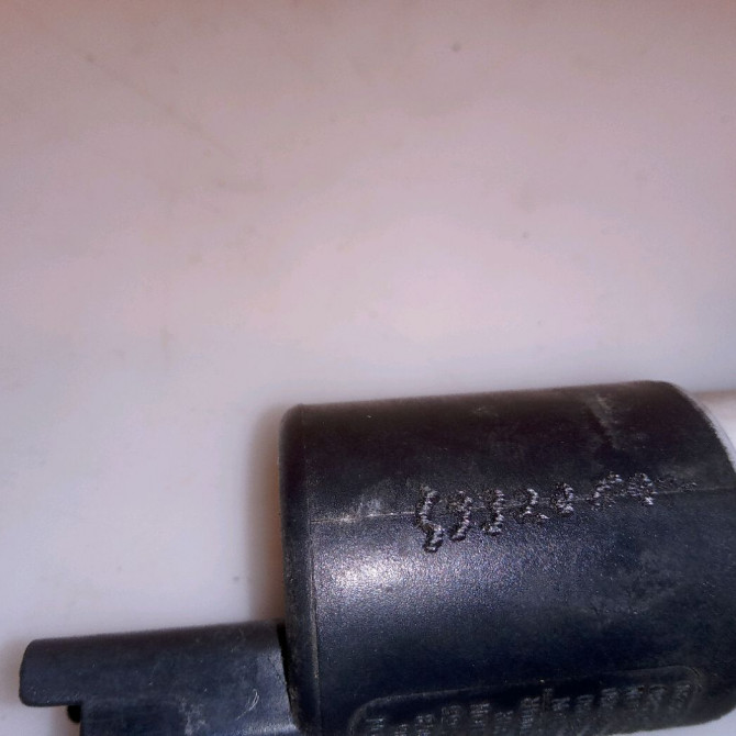 Pompe lave-glace avant occasion RENAULT LAGUNA III Phase 2 11-2010->03-2013 2.0 DCI 16v 130ch 289200004R 4