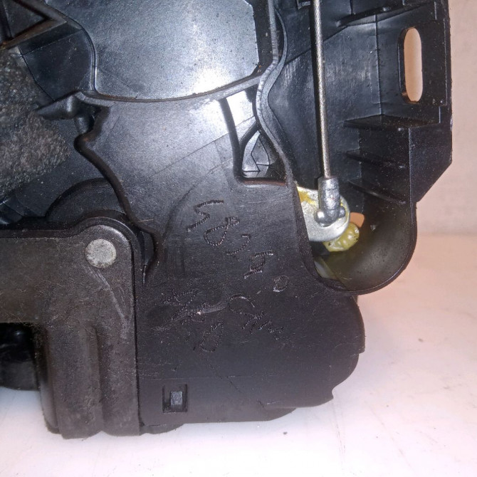 Serrure porte ard occasion RENAULT SCENIC IV 825023014R 6