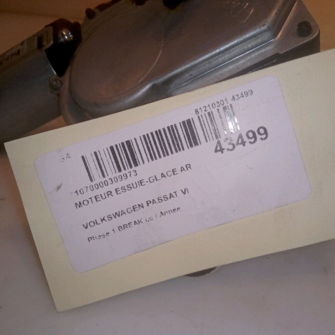 Moteur essuie-glace arrière occasion VOLKSWAGEN PASSAT VI Phase 1 04-1995->04-1999 2.0 TDI 136ch 3C9955711B 5