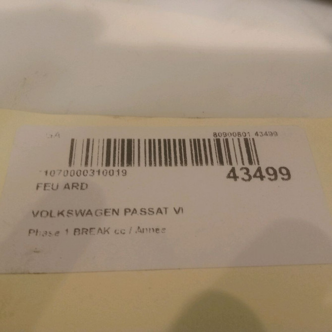 Feu arrière droit occasion VOLKSWAGEN PASSAT VI Phase 1 04-1995->04-1999 2.0 TDI 136ch 3AF945096G 4