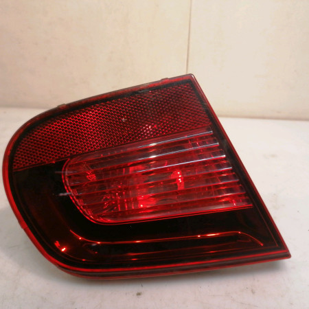 Feu arrière interieur gauche occasion VOLKSWAGEN EOS Phase 1 04-2006->01-2011 2.0 TDI 140ch 1Q0945093B