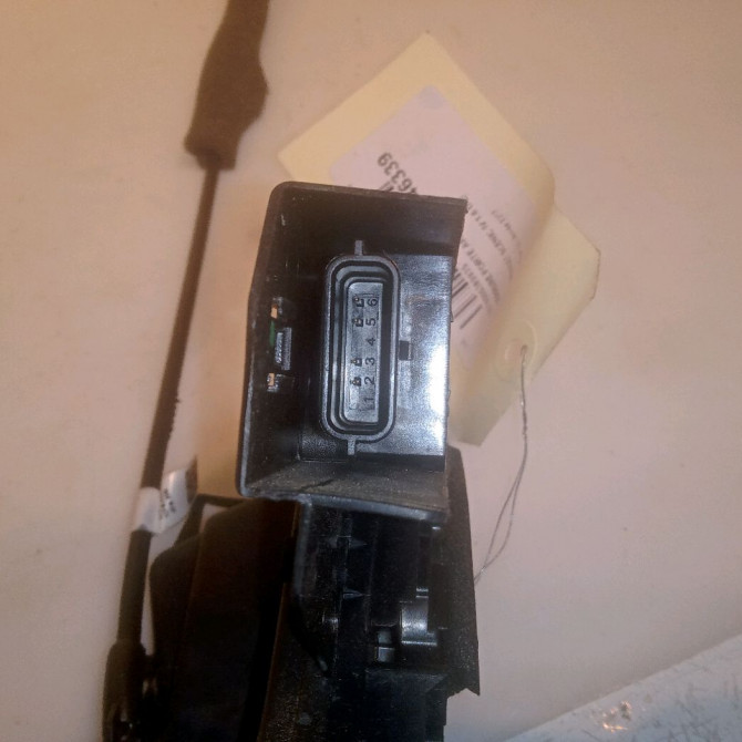 Serrure porte ard occasion RENAULT SCENIC IV Phase 1 04-1995->04-1999 1.6 DCI 130ch 825023014R 3