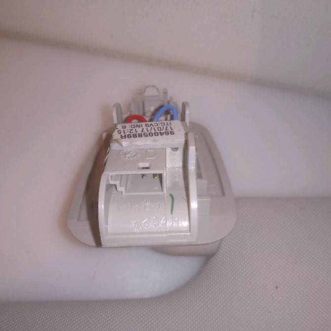 Pare-soleil droit occasion RENAULT SCENIC IV Phase 1 04-1995->04-1999 1.6 DCI 130ch 964002917R 6