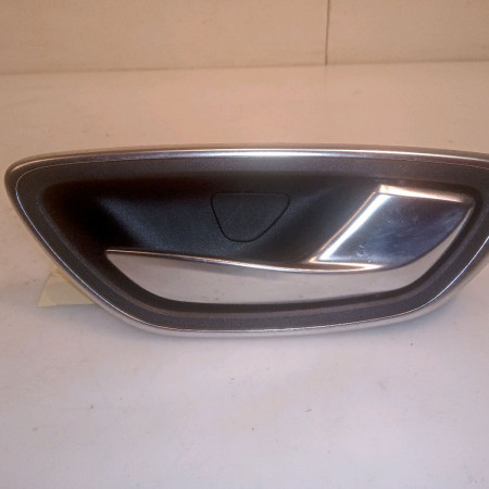 Poignee int porte avd occasion RENAULT SCENIC IV Phase 1 04-1995->04-1999 1.6 DCI 130ch 826725250R
