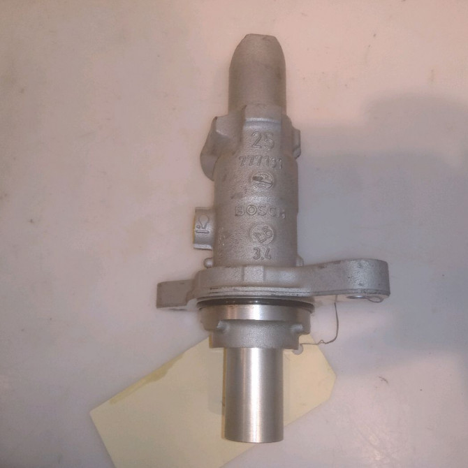 Maitre cylindre occasion RENAULT SCENIC IV Phase 1 04-1995->04-1999 1.6 DCI 130ch 460115847R 3