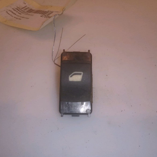 Commande leve-glace porte arrière droite occasion CITROEN C4 I Phase 2 07-2008->10-2010 1.6 HDI 110ch 6554HJ 1