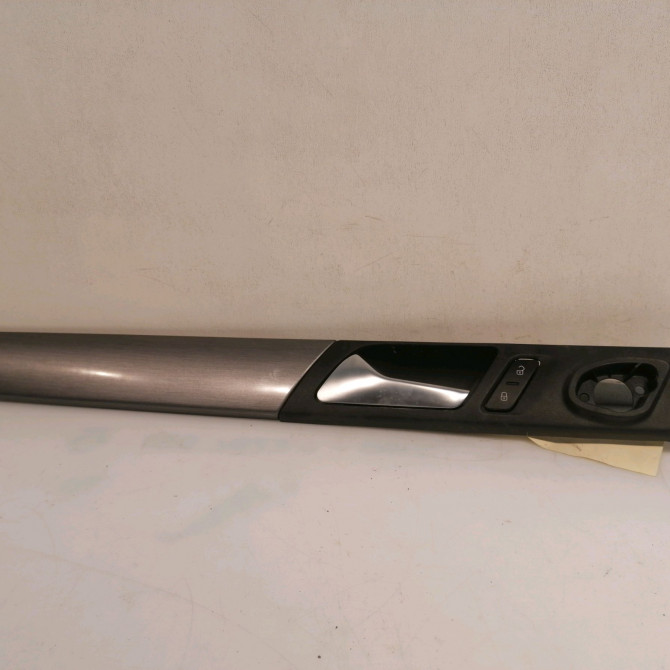 Poignee int porte avg occasion VOLKSWAGEN PASSAT VI Phase 1 04-1995->04-1999 2.0 TDI 136ch 3C1837113DZNX 1