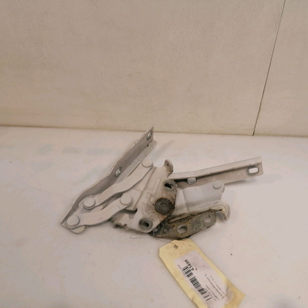 Compas d capot occasion VOLKSWAGEN PASSAT VI Phase 1 04-1995->04-1999 2.0 TDI 136ch 3AA823302