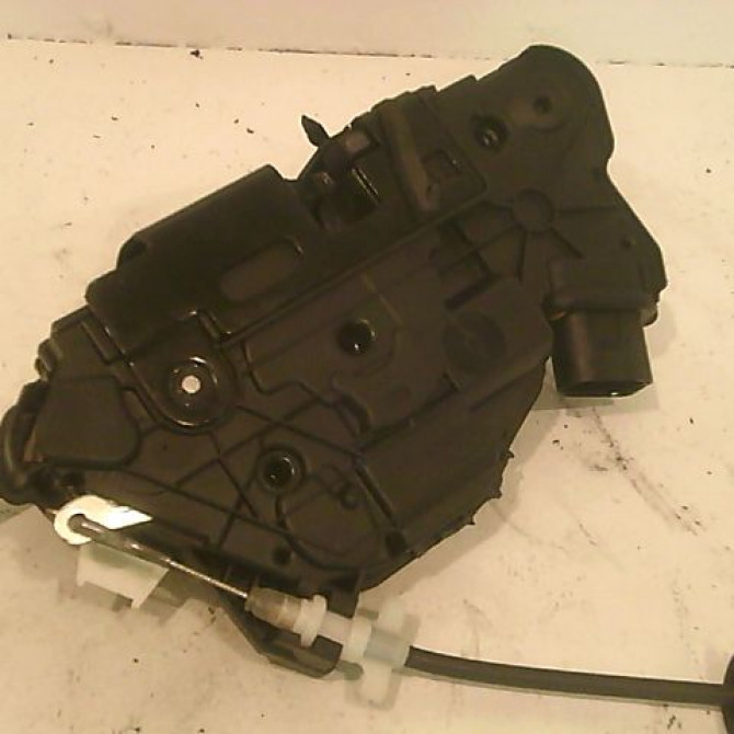 Serrure porte avg occasion VOLKSWAGEN TIGUAN I TIGUAN I Phase 2 2011-04-01->2016-12-31 2.0 TDI 140ch 5N1837015M 5