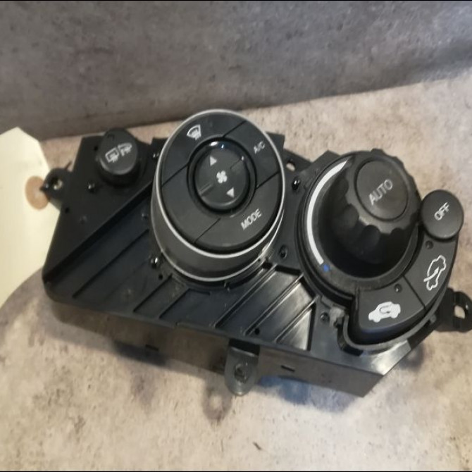 Commande de chauffage occasion HONDA CIVIC VII Phase 1 01-2006->09-2008 1.8i 140ch 79600SMJG42ZA 1
