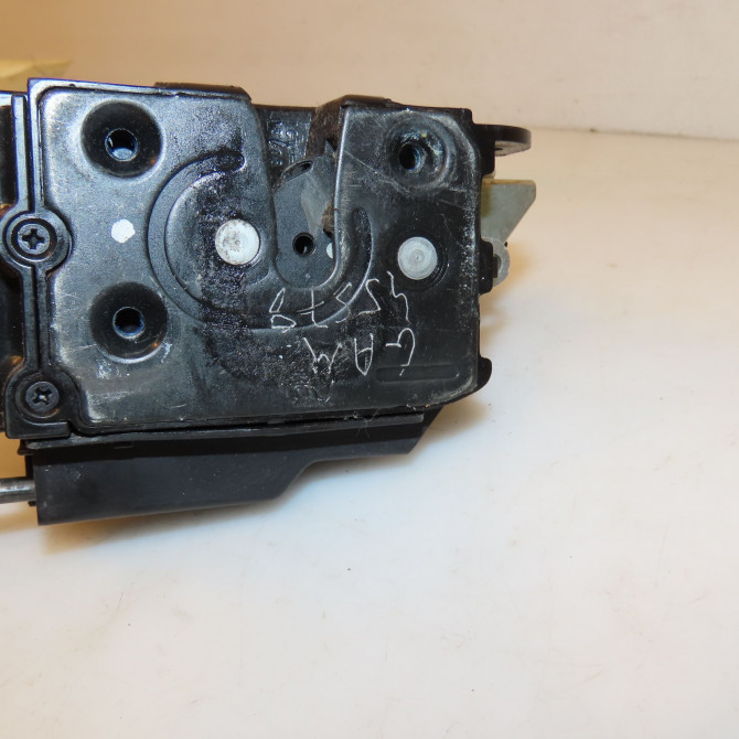 Serrure porte avg occasion HYUNDAI I 10 I Phase 1 03-2008->12-2010 1.1i 67ch 813100X010 3