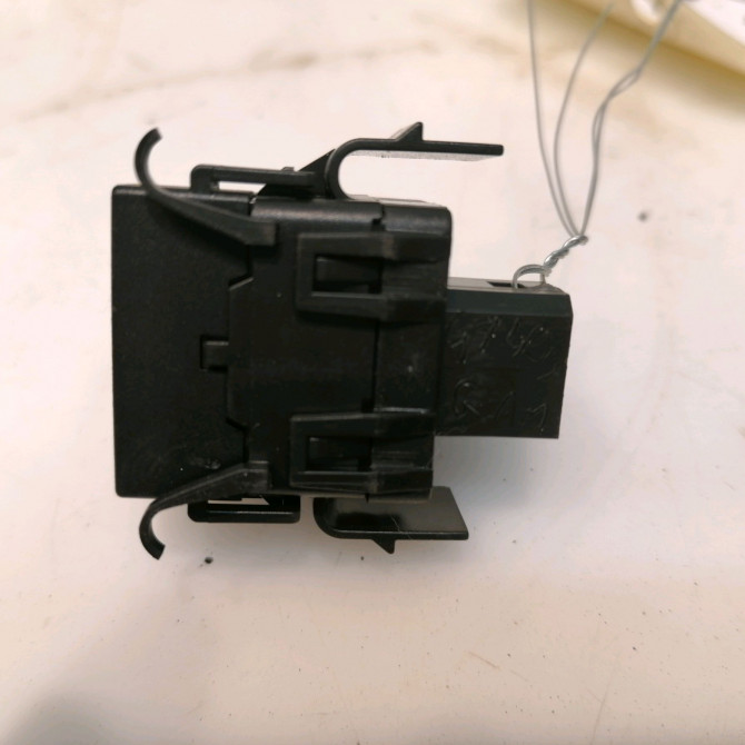 Bouton de warning occasion MERCEDES CLASSE B I Phase 2 04-2008->09-2011 16982036109174 3