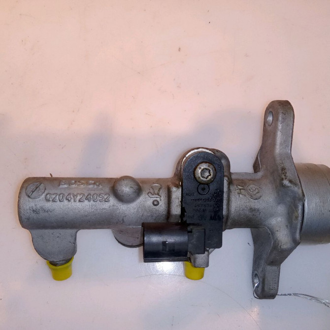 Maitre cylindre occasion VOLKSWAGEN GOLF V Phase 1 11-2003->10-2008 1.9 TDI 90ch 1K1614019F 3