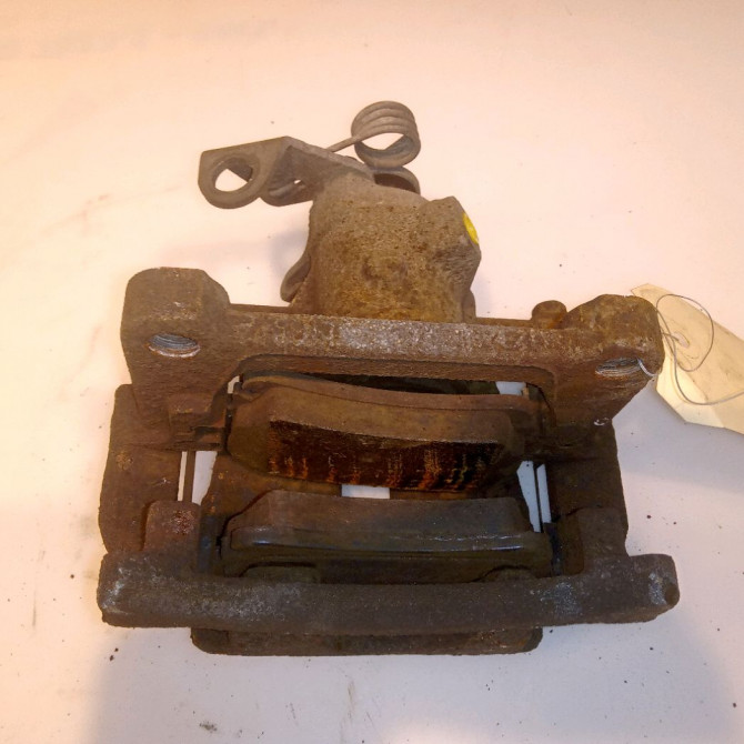 Etrier de frein arrière gauche occasion VOLKSWAGEN TRANSPORTER V 7H0615423A 2