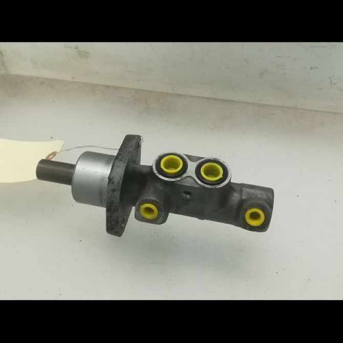 Maitre cylindre occasion RENAULT CLIO III Phase 1 09-2005->03-2009 1.5 DCI 70ch 7701208398 1