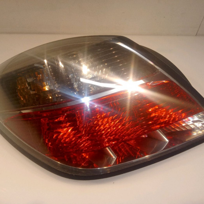 Feu arrière gauche occasion OPEL ASTRA III ASTRA III Phase 1 2004-04-01->2006-12-31 93190790 1