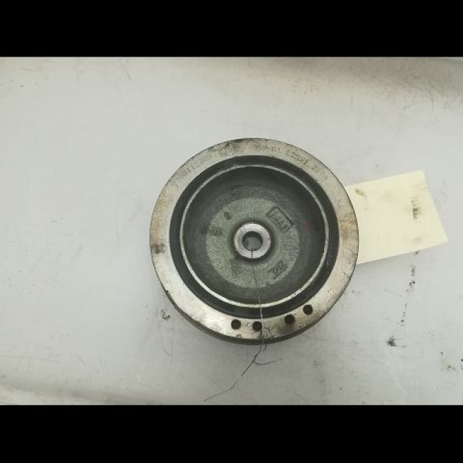 Poulie de vilebrequin occasion RENAULT CLIO II Phase 1 03-1998->06-2001 1.9 DTI 8200689702 2