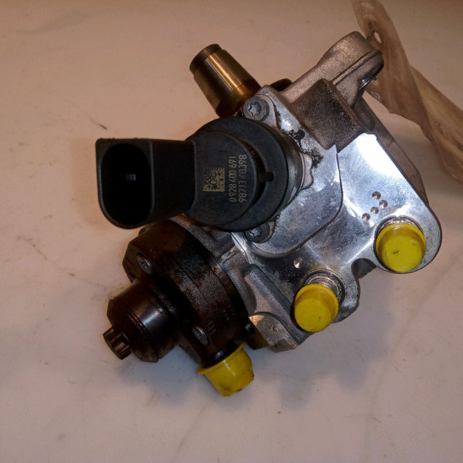 Pompe hp occasion B.M.W. SERIE 3 V 13518577643 2