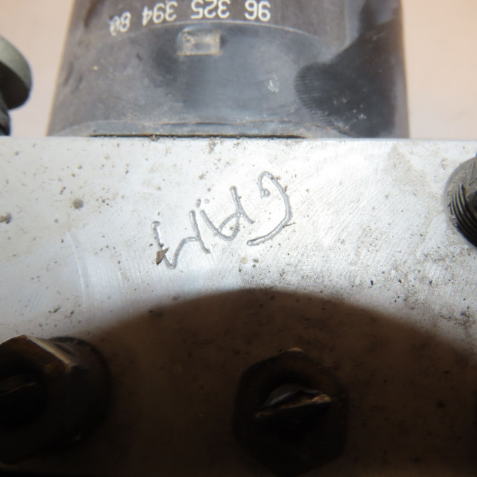 Unité hydraulique ABS occasion PEUGEOT 206 CC Phase 1 10-2000->03-2007 2.0i 140ch 454143 2