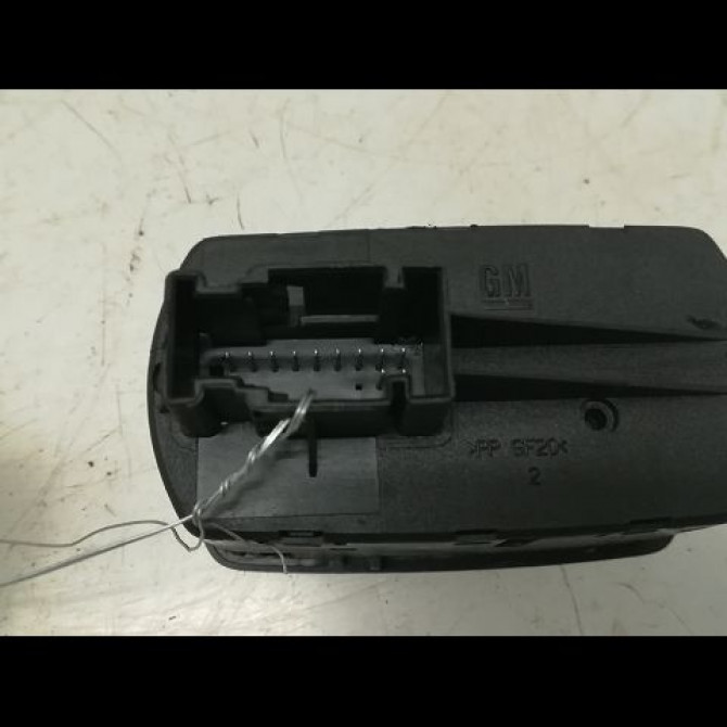 Commande lève-glace porte avant gauche occasion OPEL CORSA IV Phase 1 09-2006->12-2010 1.3 CDTI 75ch 13258522 3