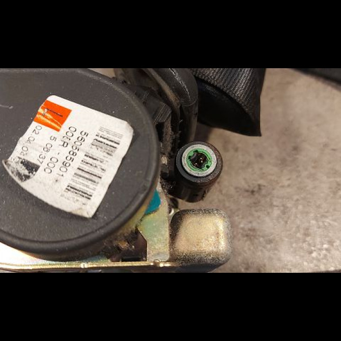 Ceinture avant gauche occasion AUDI A6 II Phase 2 07-2001->05-2004 2.5 TDi 180ch 4