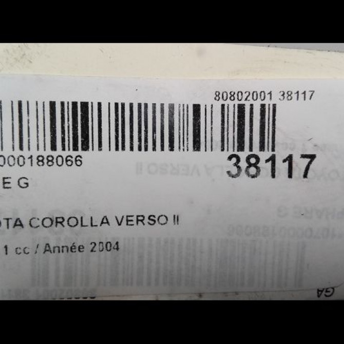 Phare gauche occasion TOYOTA COROLLA VERSO II Phase 1 05-2004->06-2007 115 D-4D 811700F010 3