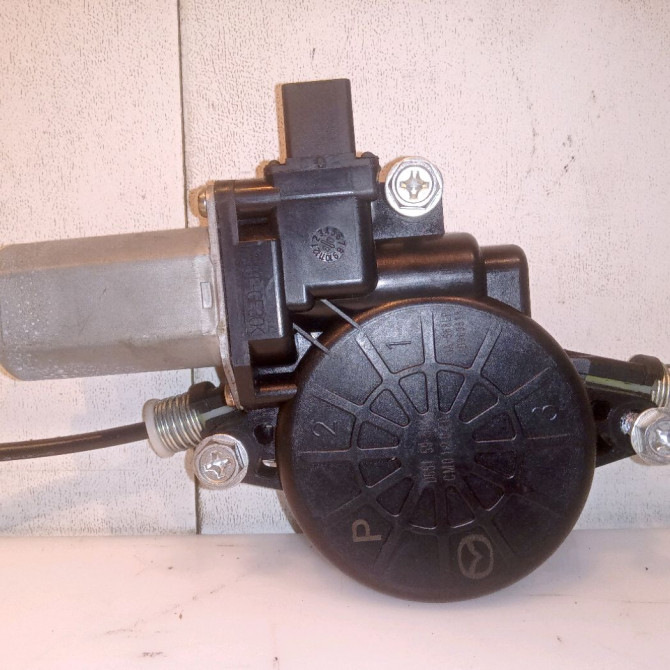 Mecanisme+moteur leve-glace arg occasion MAZDA 3 I Phase 1 10-2003->07-2006 BBM473590 2