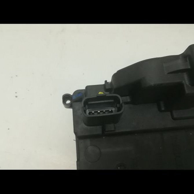 Serrure porte arg occasion RENAULT CLIO III Phase 1 09-2005->03-2009 1.5 DCI 70ch 8200300128 4