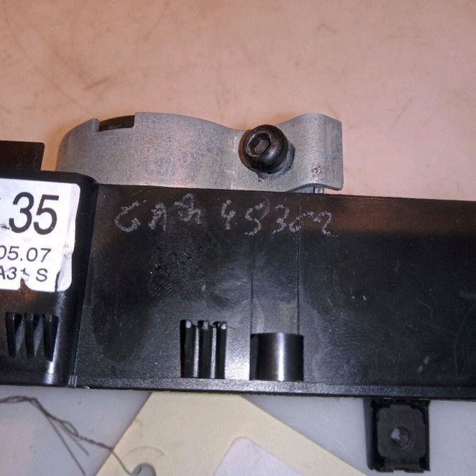 Commande essuie glace occasion VOLKSWAGEN POLO IV Phase 2 05-2005->09-2009 1.4 TDI 70ch 3