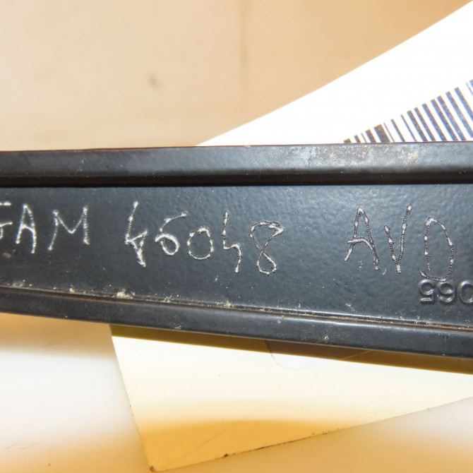 Bras essuie-glace avant droit occasion ALFA ROMEO 156 Phase 3 SW 07-2003->12-2005 60692200 2