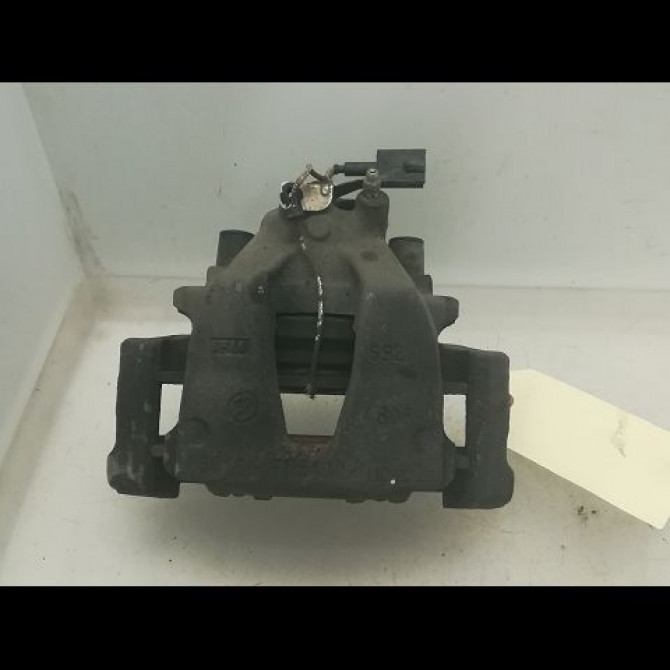 Etrier de frein avant gauche occasion ALFA ROMEO 147 Phase 1 09-2000->09-2004 77365071 1