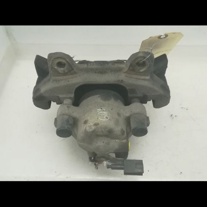 Etrier de frein avant gauche occasion ALFA ROMEO 147 Phase 1 09-2000->09-2004 77365071 2