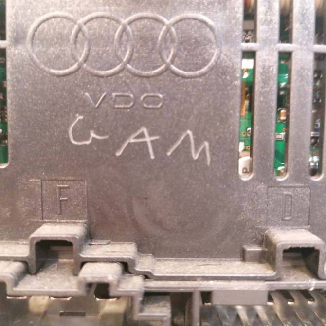 Commande de chauffage occasion AUDI A4 II Phase 1 01-2001->11-2004 1.9 TDi 130ch 8E0820043AA5PR 3