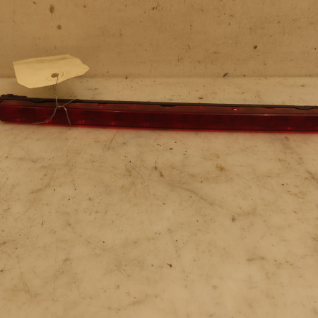 Feux stop supplementaire occasion AUDI A6 II Phase 1 06-1997->07-2001 2.5 TDi 150ch 4B0945097