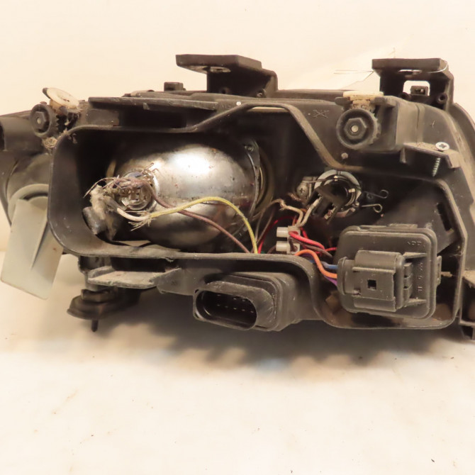 Phare gauche occasion AUDI A6 II Phase 1 06-1997->07-2001 2.5 TDi 150ch 4B0941029K 2