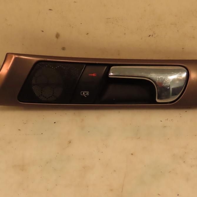 Poignee int porte avg occasion AUDI A6 II Phase 1 06-1997->07-2001 2.5 TDi 150ch 4B1837019C3SZ 1