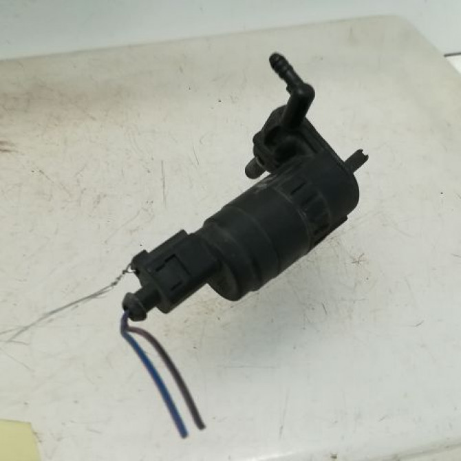 Pompe lave-glace avant occasion AUDI A4 II Phase 2 09-2004->04-2008 2.0 TDi 140ch 1K6955651 2